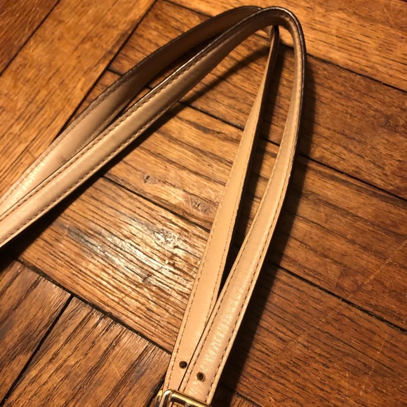 SOLD🛑 MICHAEL KORS METALLIC JET SET TOTE - Picture 3 of 4